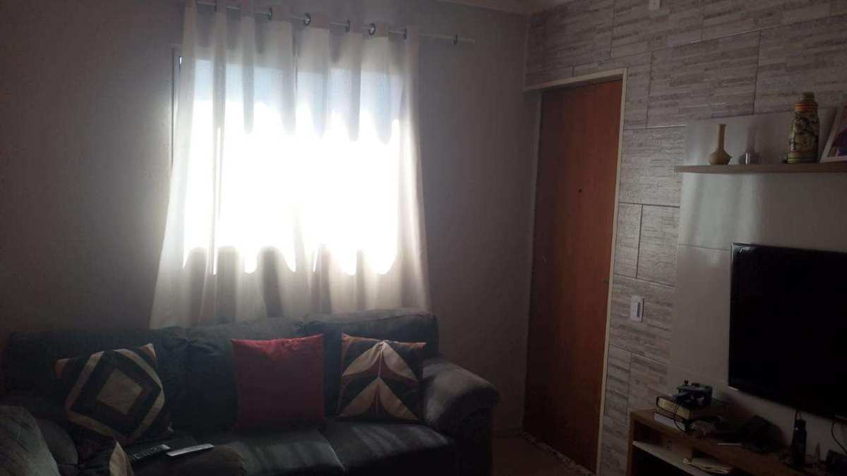  - Apartamento à venda, com 2 quartos